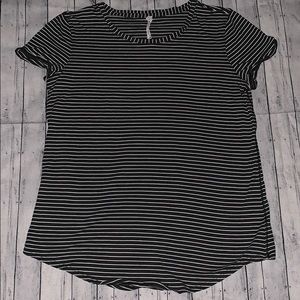 Women’s Lululemon Shirt
